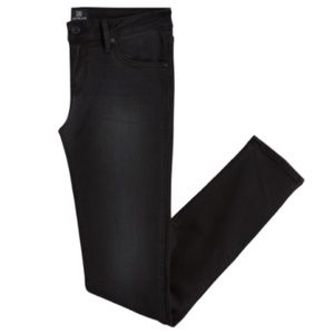 Just Black Adorra Skinny Jean in Black